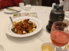 宫保虾球-万龙洲海鲜(大兴绿地缤纷城店)