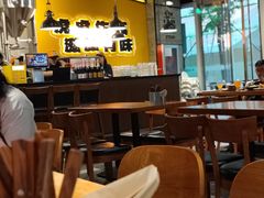 -HUZI虎滋精酿餐吧(京西大悦城店)