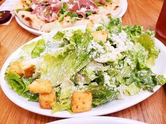 -城市大道红炉披萨烘焙坊