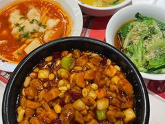 -渝是乎酸菜鱼(龙旗购物中心店)