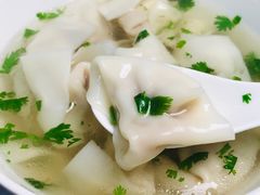 -周震馄饨