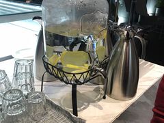 -UNI UNI(环亚凯瑟琳店)