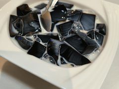 -梧州双钱龟苓膏(丽港航母店)