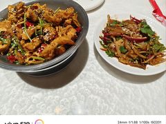 -辣小妮de川菜馆(红旗Mall店)