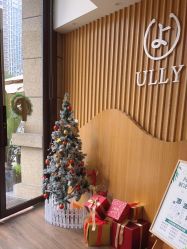 -宥莉·ULLY 痘敏肌•科技皮肤管理中心