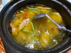 土鸡汤-御香农家菜(莫干山庾村店)