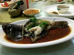 -鑫悦楼煎蟹·16年海鲜大排档