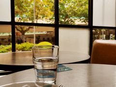 靠窗位-Me&Joe意大利面·珍珠奶茶(鲁班路店)