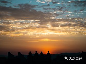 今年的七月，️格外多，即使这样8月来时突然感到一丝秋