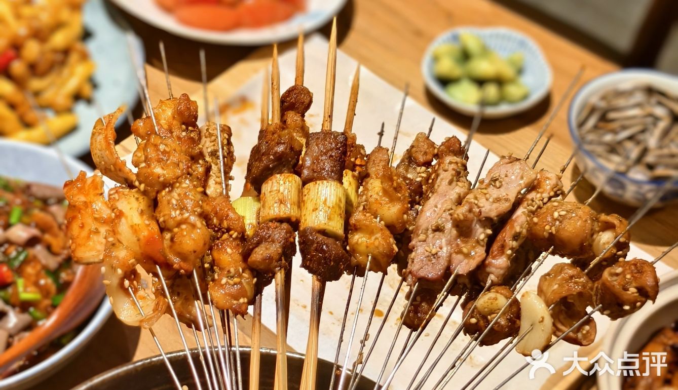 啊啊啊在沈阳吃到了正宗的海肠拌饭🍢🍚