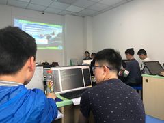 -童程童美·信息学竞赛·乐高机器人编程(长宁来福士校区)