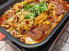 -顶峰夜宴·龙虾烧烤大排档(九江学院店)