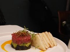 牛肉塔塔配牛油果黑橄榄酱-Solo(衡山路店)