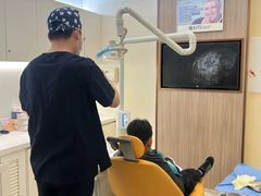-维乐口腔(美维云门诊陆家嘴店)