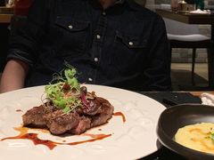 烤肋眼牛排配红酒小洋葱-AZUL by FUEL蓝色·法式酒馆(琶醍店)