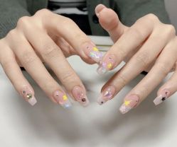 -星辰·新中式美甲美睫工作室