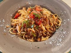 -Rabbit Cafe私房西餐甜点咖啡(栖霞路店)