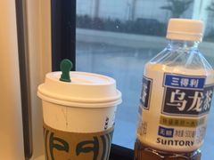 -星巴克(上海虹桥站2A检票口)