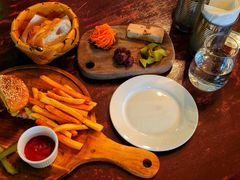 -羽深肉铺 Steak & Wine