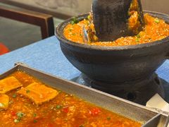 -香巴拉云南餐厅(华莱坞店)