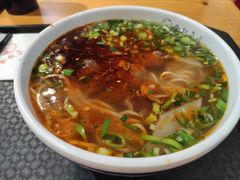 红烧牛肉面-金城尕娃牛肉面(钻汇广场店)