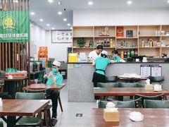 大堂-清真永恒华威肉饼(潘家园店)
