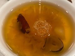 银耳雪梨汤-鑫巴蜀小镇 · 水煮鱼专研店(玉桥店)