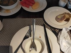-BLU 全日制餐厅(上海安曼纳卓悦酒店)