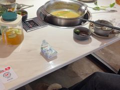 -喃喃椰·糟粕醋·椰子鸡火锅(七堡花园店)