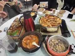 -刘姐啤酒鱼民族演艺餐厅(西街总店)