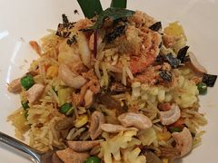 菠萝海鲜炒饭-帕蓝·暹罗料理(大学路店)