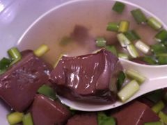 -阿一猪红汤(东风西路店)