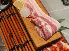 -轻烧烤肉(光谷步行街店)