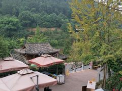 -楠柏弯休闲山庄(梨花溪店)