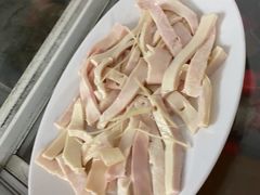 牛心顶-大戚饭店(泰华路店)