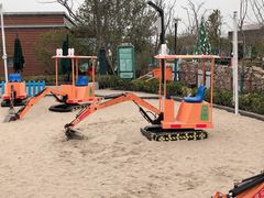 -季高兔窝窝亲子园(上海薰衣草公园店)