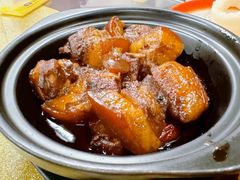 瓦罐红烧肉-堂瓦里·33年传统赣菜(第一街区店)