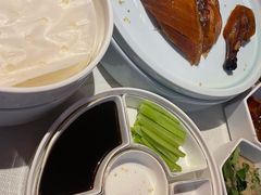 精品烤鸭-悦江(梅奔中心店)