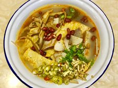 叉烧螺蛳粉-丽丽三鲜螺蛳粉(田林路店)