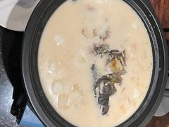古法大鱼头白肺汤-上海会馆(香港名都店)