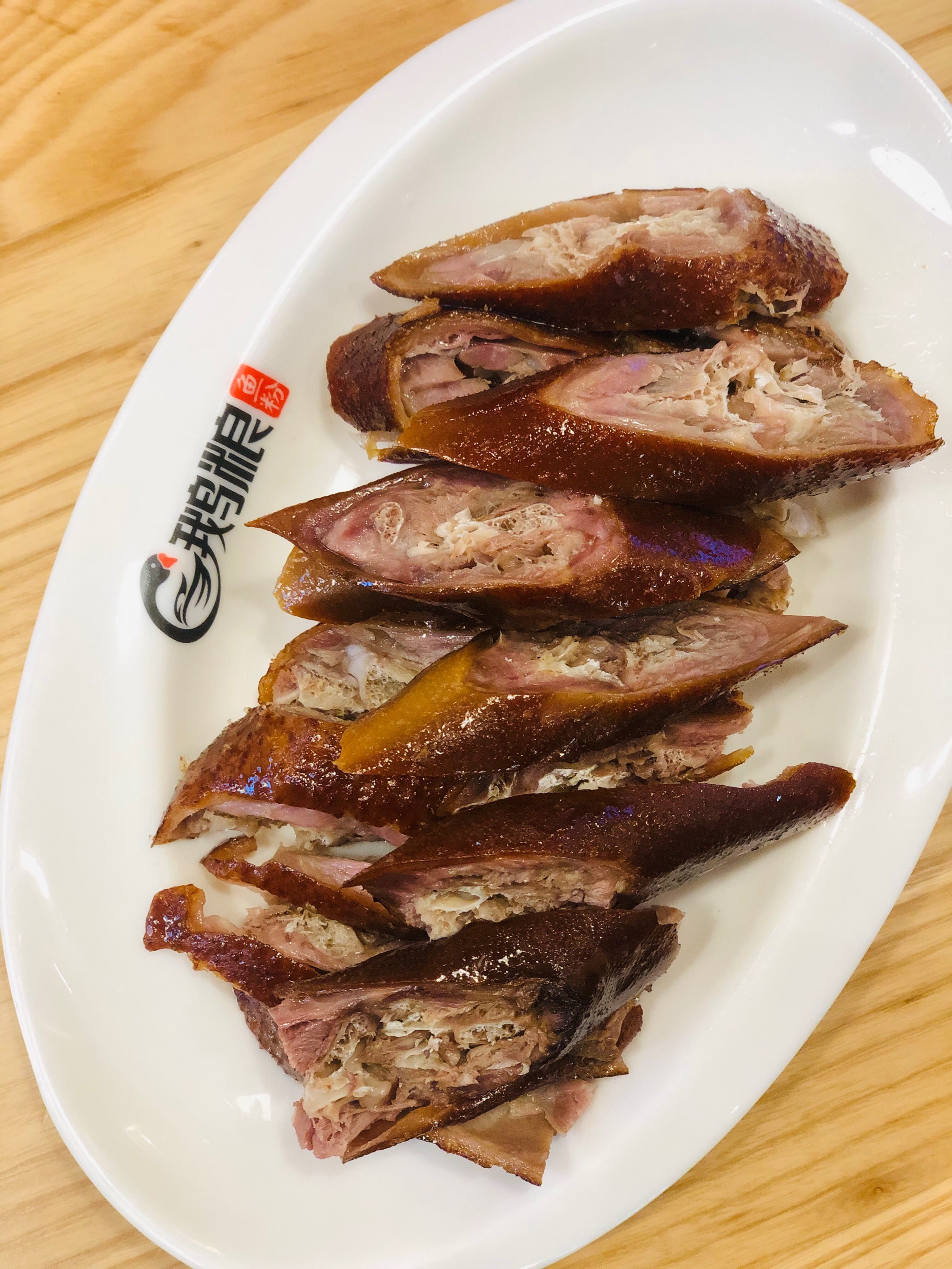 日月光下无意中看到的美食这里不光吃鹅肉