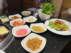 -木槿花韩式炭烤·熟成肉工坊(孙文东路店)