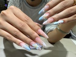-晨·艺美甲美睫