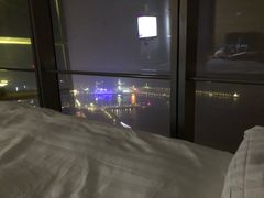 -青岛五四广场海景美仑国际公寓酒店