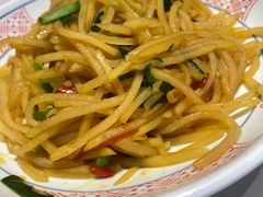 侯师傅土豆肉丝-东流山烤鸭·家常菜(雨山龙湖店)