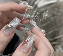 -斯馨·健康美甲美睫