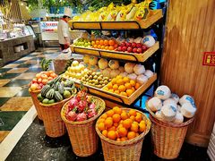 -蓝钻·国际美食海鲜自助百汇(西直门店)