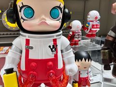 -泡泡玛特POPMART(蓝色港湾店)