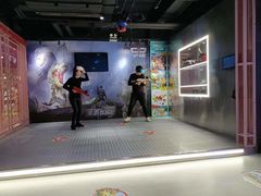 -VR+乐园·VR电竞·家庭亲子·密室逃脱·轰趴团建