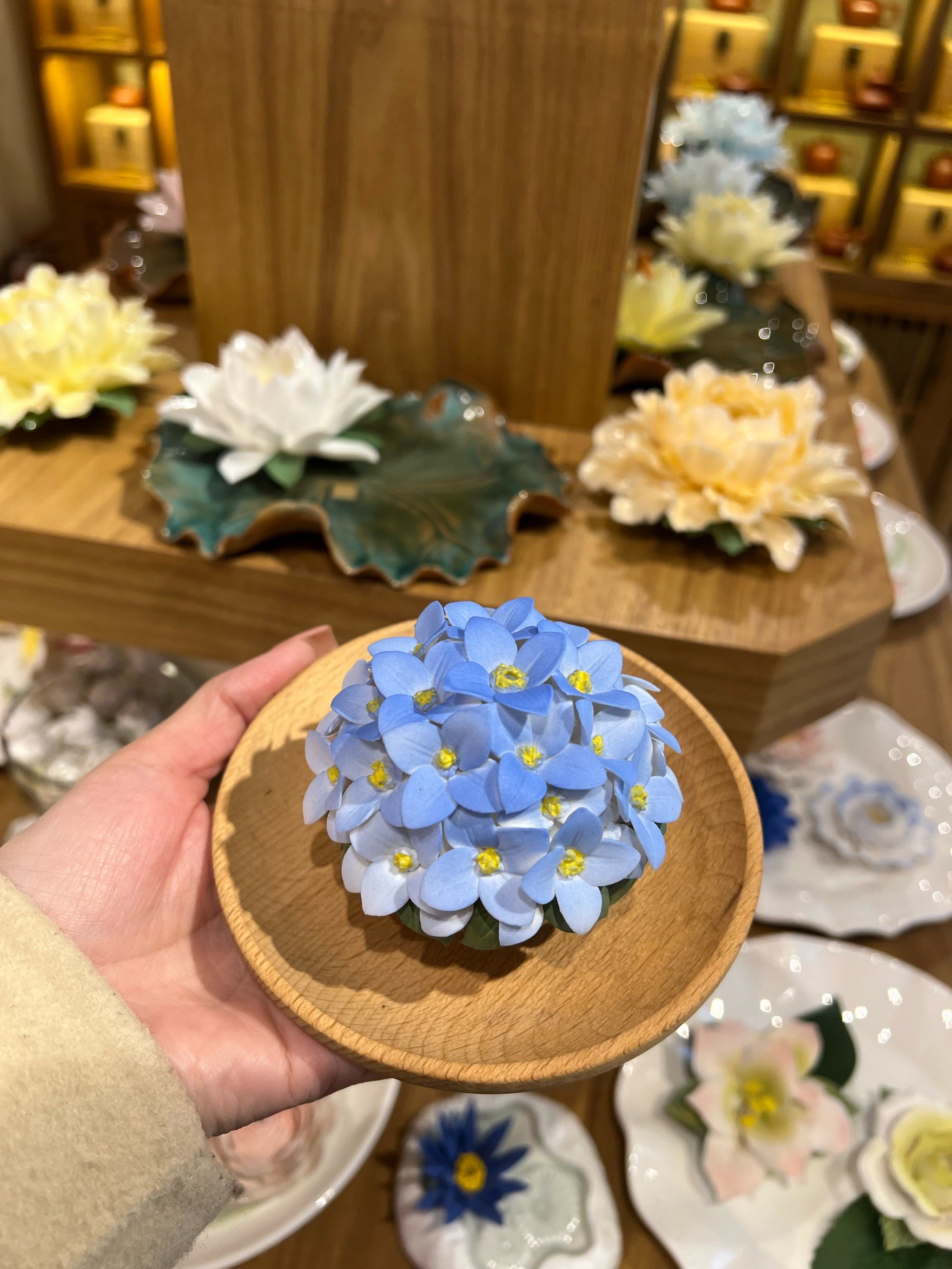 这么漂亮的牡丹花竟然是陶瓷做的!